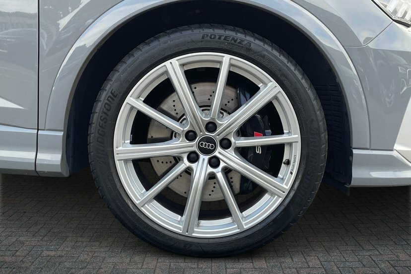 Audi RS Q3 2.5 Tfsi Sportback S Tronic Quattro 40 Grey #5