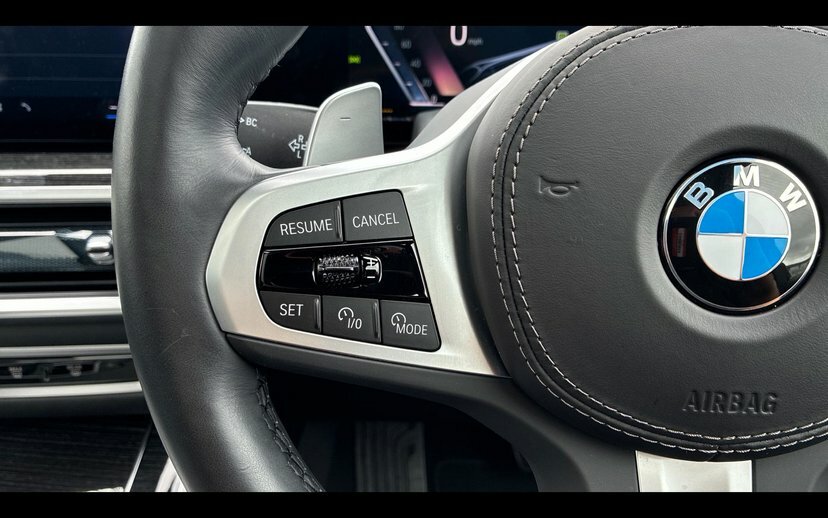 BMW X7 M Sport Black #17