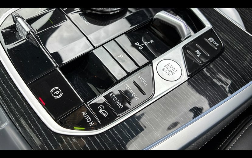 BMW X7 M Sport Black #19