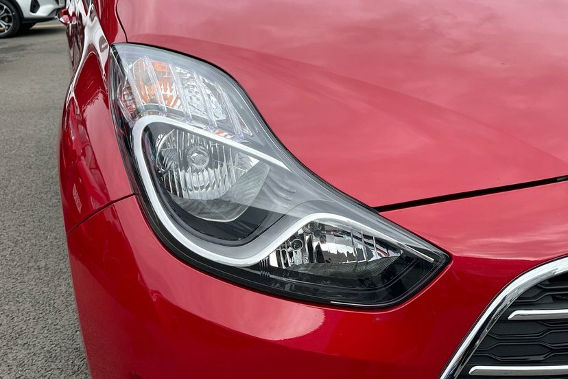 Hyundai Ix20 1.6 Se Nav White #16