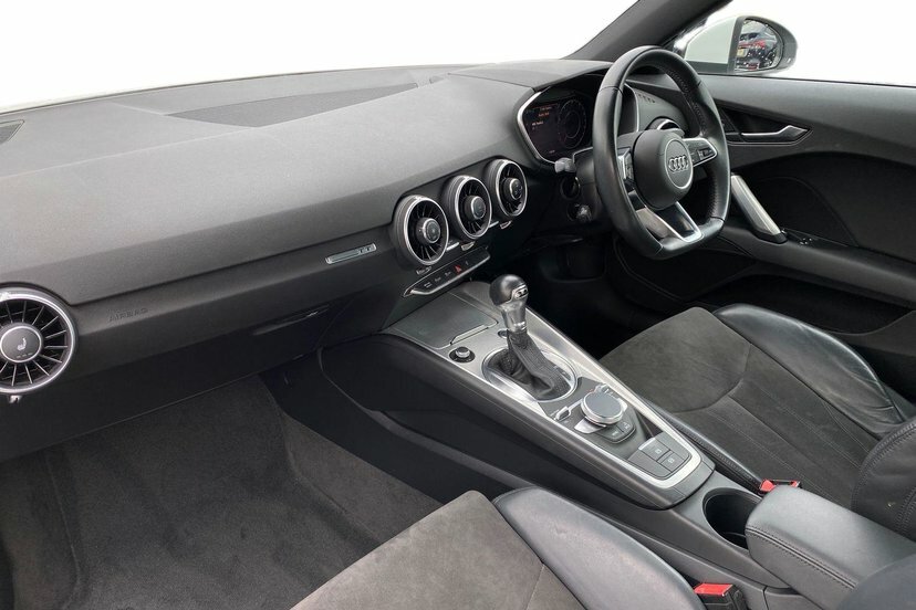 Audi TT 2.0 Tfsi 40 Sport Coupe S Tronic 197 P White #2