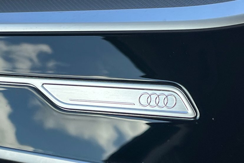 Audi A6 Saloon 2L Sport White #13