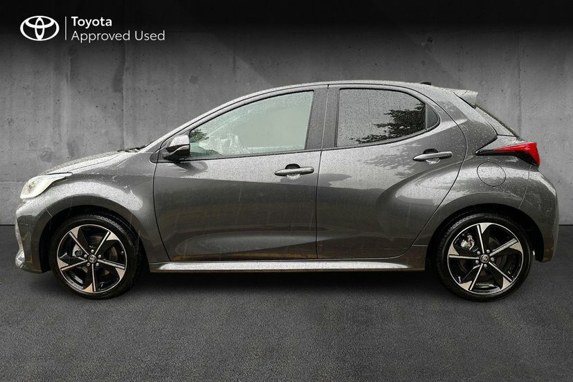 Toyota Yaris Excel Blue #17