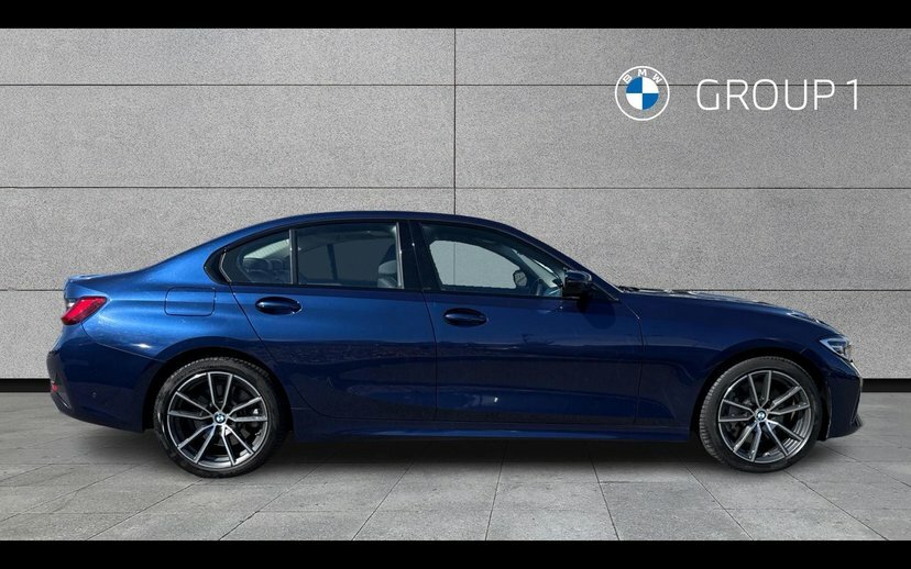 BMW 3 Series 330E Sport Pro Saloon Blue #3