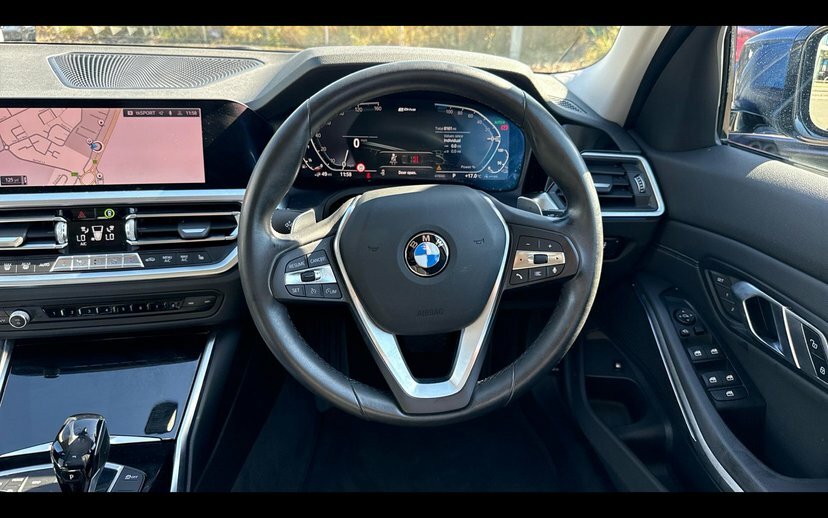 BMW 3 Series 330E Sport Pro Saloon Blue #5