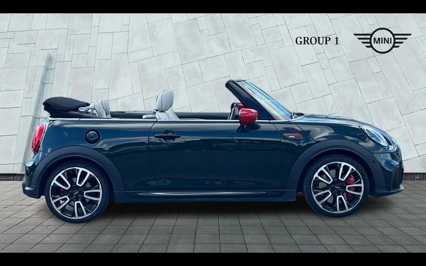 Mini Convertible Convertible John Cooper Works Green #3