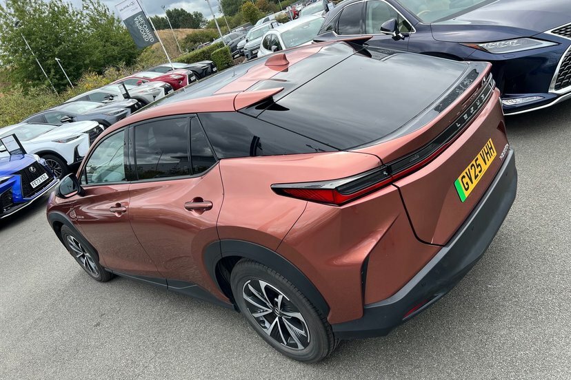Lexus RZ 450E 71.4Kwh Premium Direct4 Blue #36