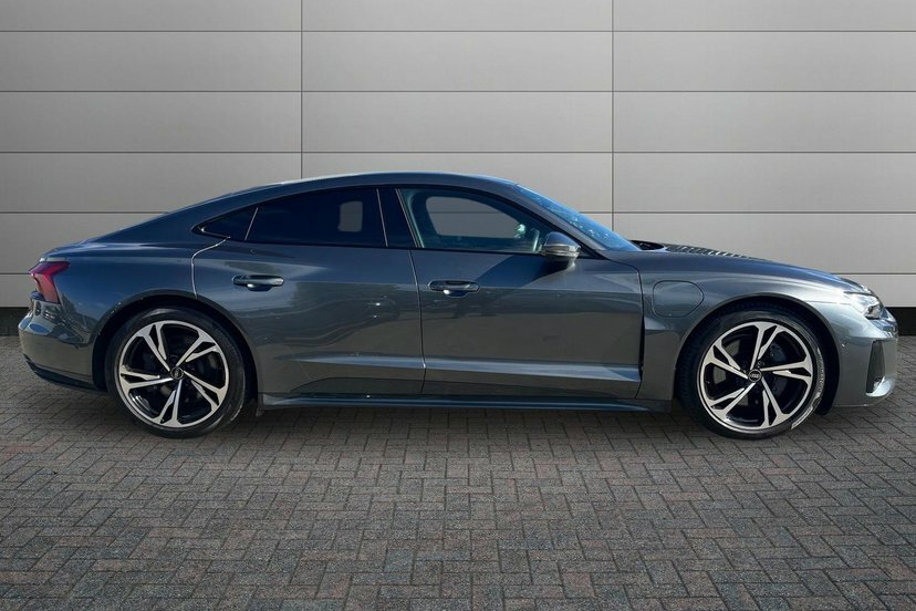 Audi E Tron GT 93.4Kwh Saloon Quattro 476 Ps Grey #4