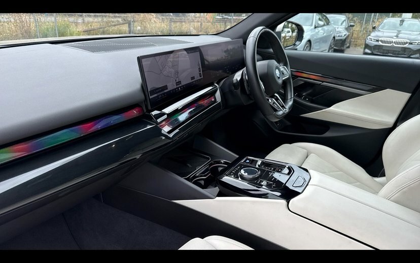 BMW i5 250Kw Edrive40 M Sport Pro 84Kwh Tech Blue #7