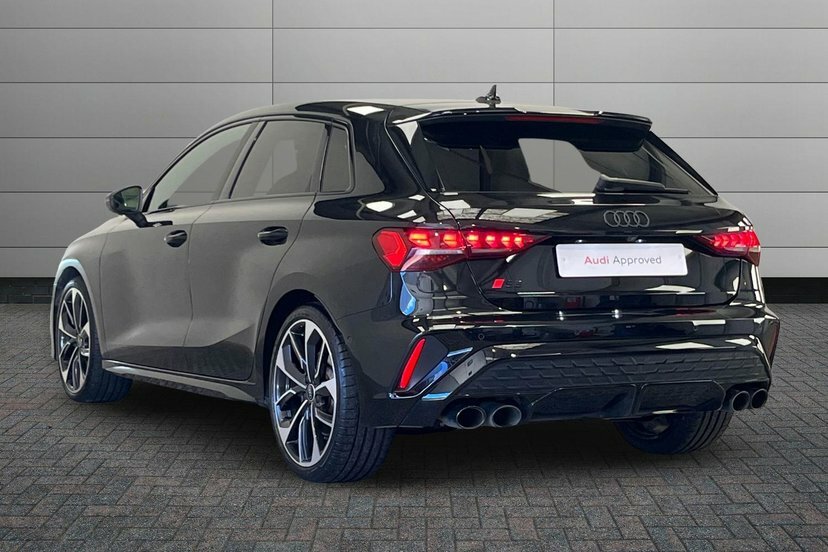 Audi S3 2.0 Tfsi Black Edition Sportback S Tron Black #3