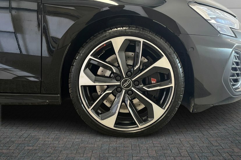 Audi S3 2.0 Tfsi Black Edition Sportback S Tron Black #5