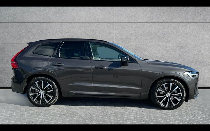 Volvo XC60 2.0 B5 Mhev Ultra Dark Suv Hybrid Grey #3