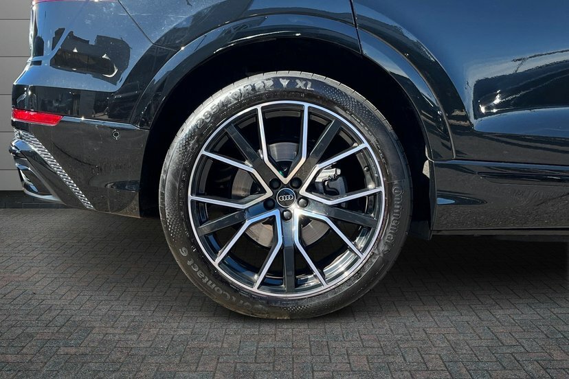 Audi Q8 3.0 Tfsi V6 55 S Line Suv Tiptronic Qua Black #5