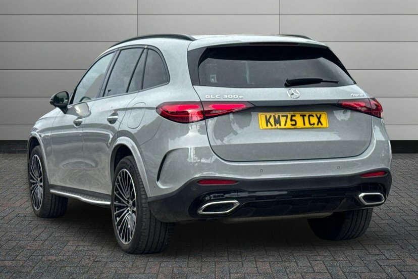 Mercedes-Benz GLC Class 2.0 Glc300e 31.2Kwh Amg Line Premium Plus Suv Grey #2