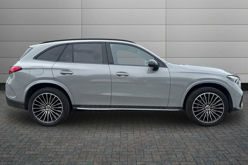 Mercedes-Benz GLC Class 2.0 Glc300e 31.2Kwh Amg Line Premium Plus Suv Grey #3