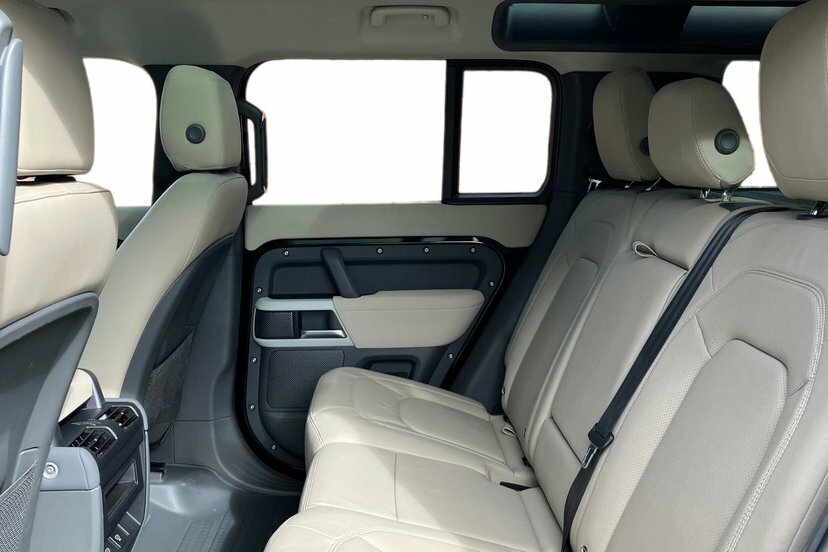 Land Rover Defender 110 3.0 D250 Mhev Xs Edition Suv 4Wd Black #4