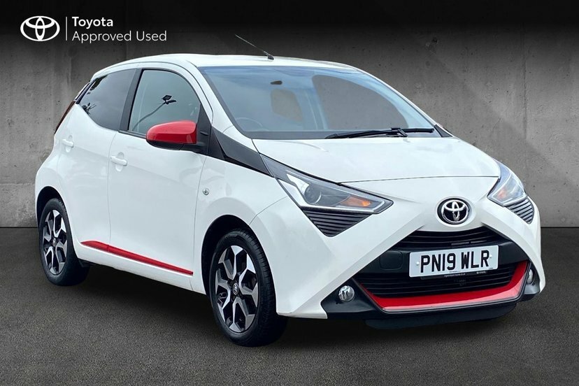 Toyota Aygo 1.0 Vvt-i X-trend Hatchback 71 White