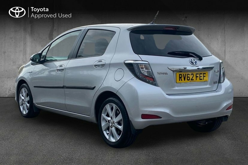 Toyota Yaris  Grey #4