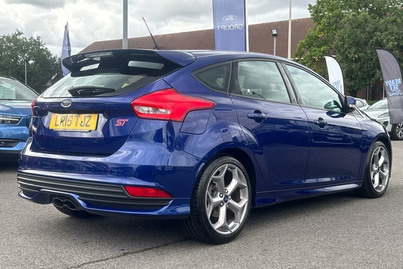 Ford Focus 1.6 Tdci Titanium Euro 5 Ss Red #17