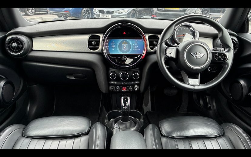 Mini Hatch 1.5 Cooper Sport Hatchback Euro Red #4