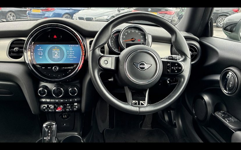 Mini Hatch 1.5 Cooper Sport Hatchback Euro Red #5