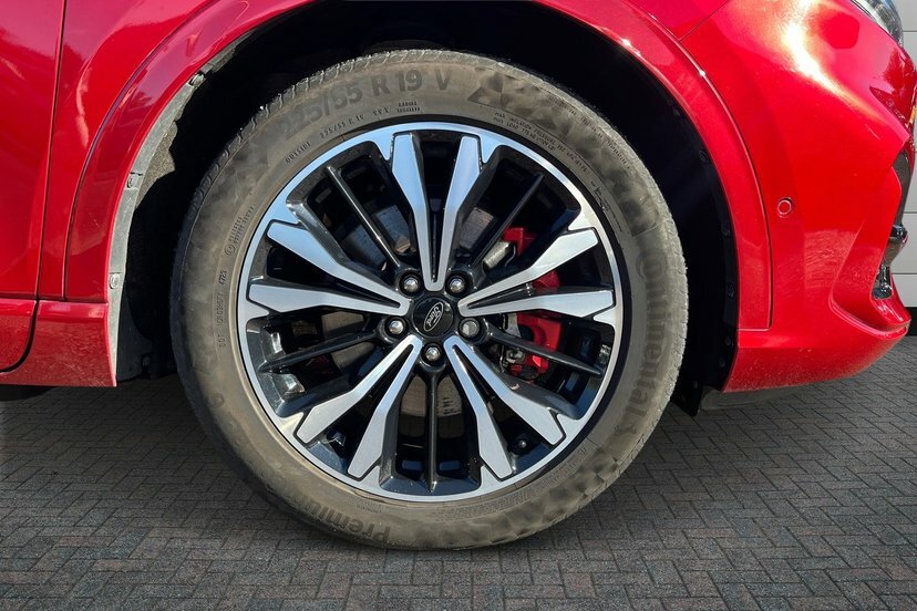 Ford Kuga 2.5 Ecoboost Duratec 14.4Kwh St-line X First Editi Red #5