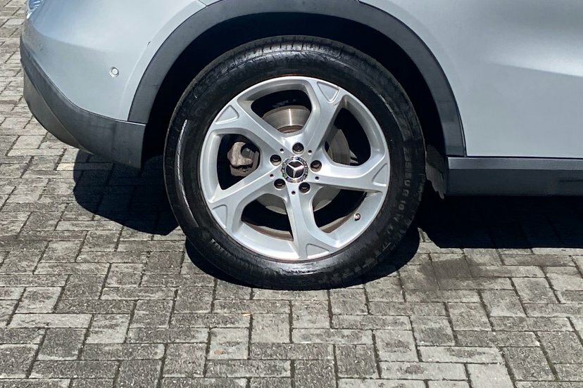 Mercedes-Benz GLA Class Urban Edition Grey #25