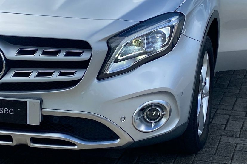 Mercedes-Benz GLA Class Urban Edition Grey #30