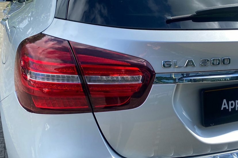 Mercedes-Benz GLA Class Urban Edition Grey #21
