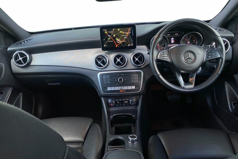 Mercedes-Benz GLA Class Urban Edition Grey #7