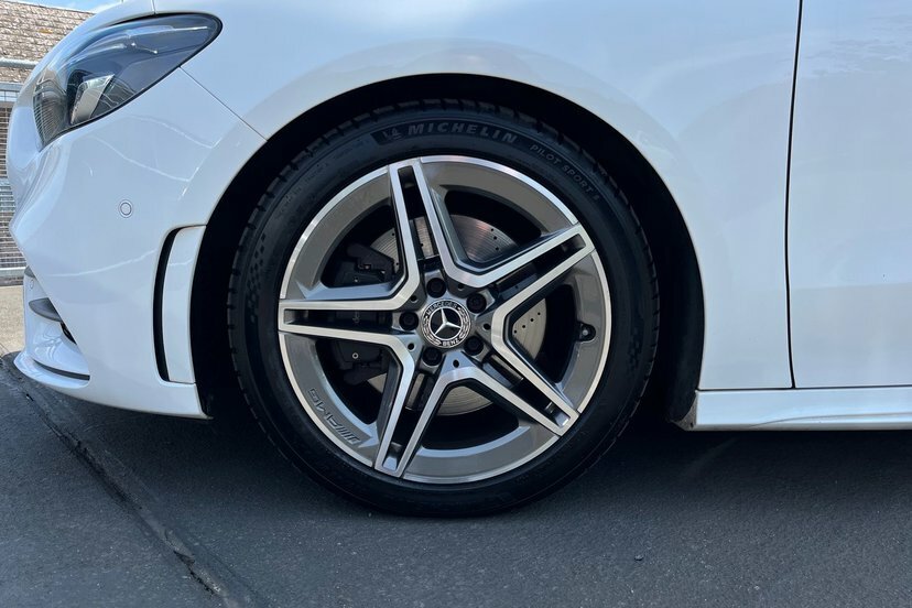 Mercedes-Benz B Class B200 Amg Line Premium Plus Red #12