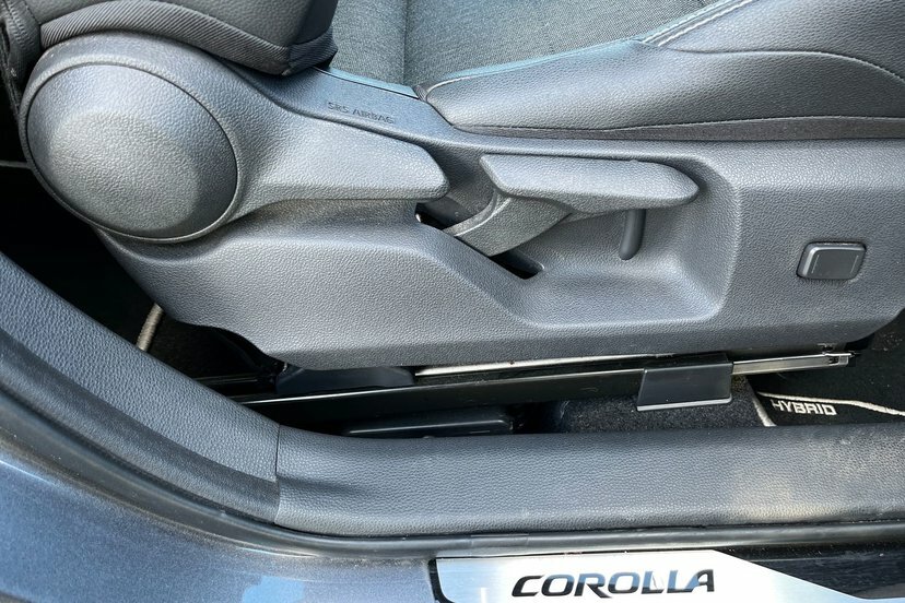 Toyota Corolla Corolla Icon Hev Cvt Black #49