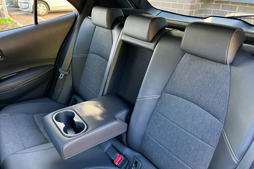 Toyota Corolla Corolla Icon Hev Cvt Black #26