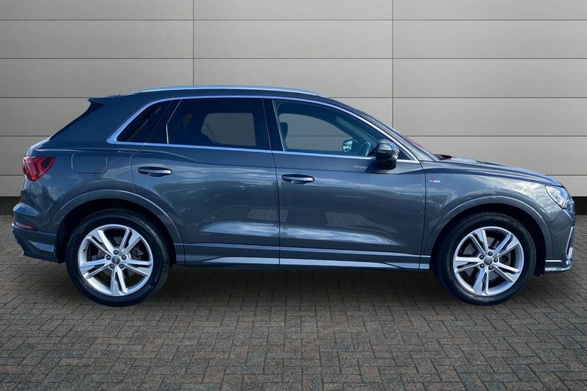 Audi Q3 2.0 Tfsi 40 S Line Suv S Tronic Quattro Grey #4