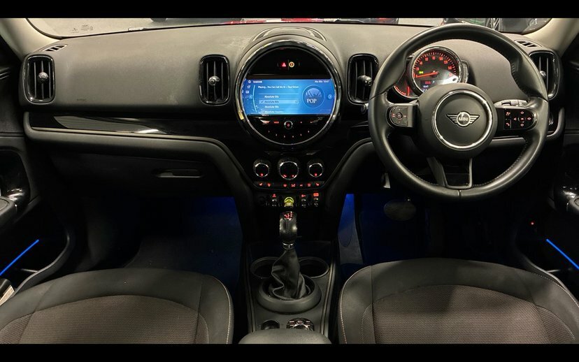 Mini Countryman 1.5 10Kwh Cooper Se Classic Suv Plug-in Red #4