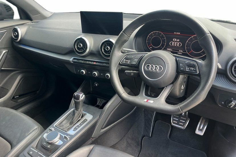 Audi Q2 1.5 Tfsi Cod 35 S Line Suv S Tronic 15 Black #6