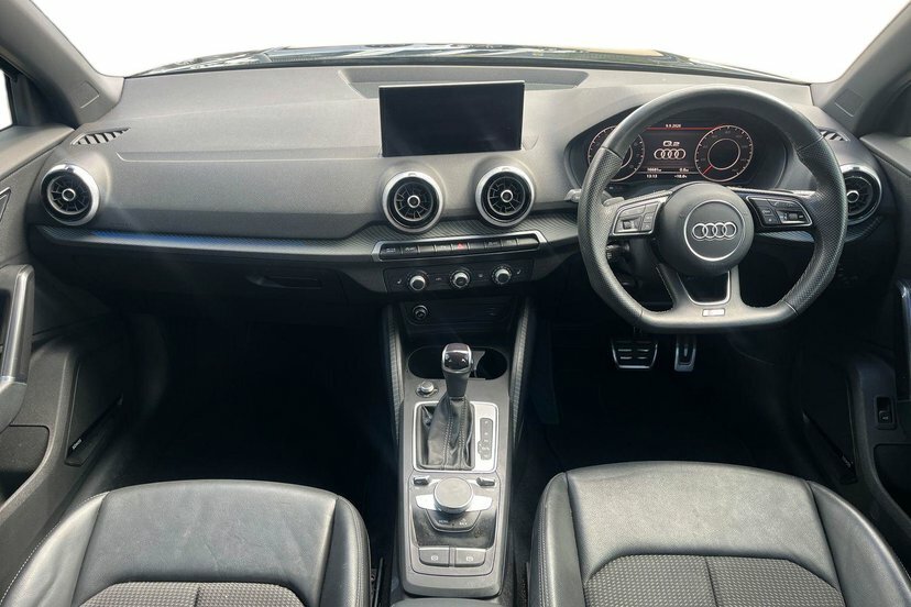 Audi Q2 35 Tfsi S Line S Tronic Grey #9