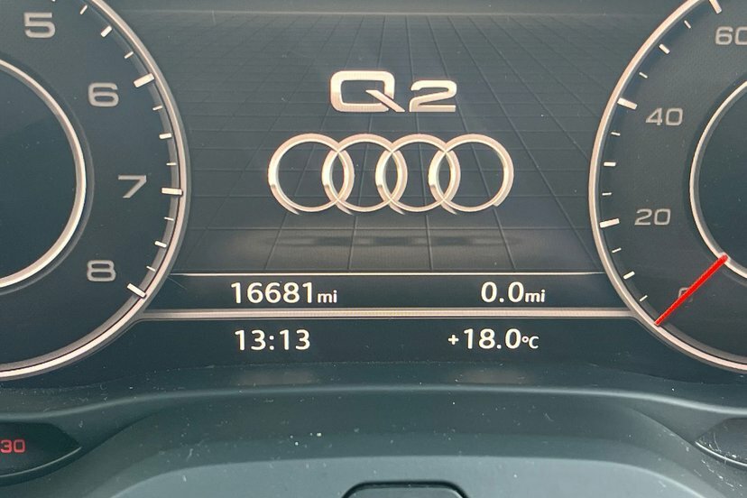 Audi Q2 35 Tfsi S Line S Tronic Grey #7