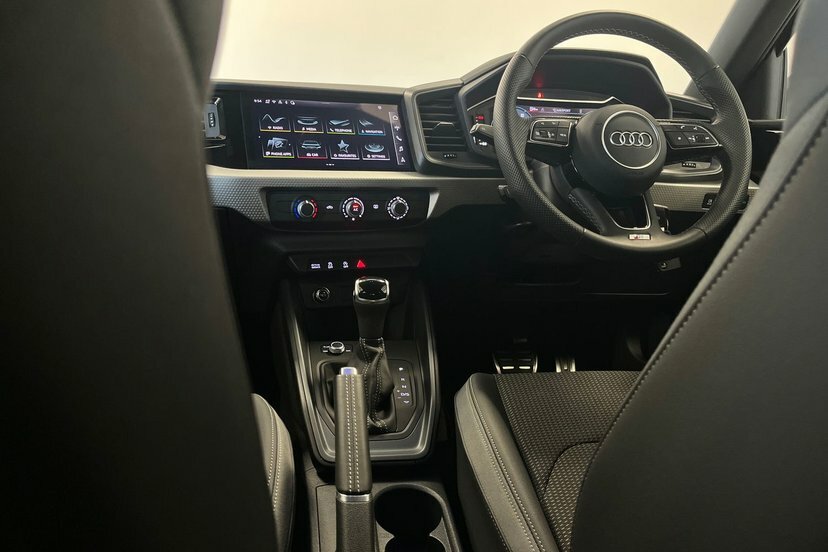 Audi A1 Black Edition 30 Tfsi 116 Ps S Tronic Green #26