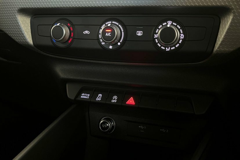 Audi A1 Black Edition 30 Tfsi 116 Ps S Tronic Green #17