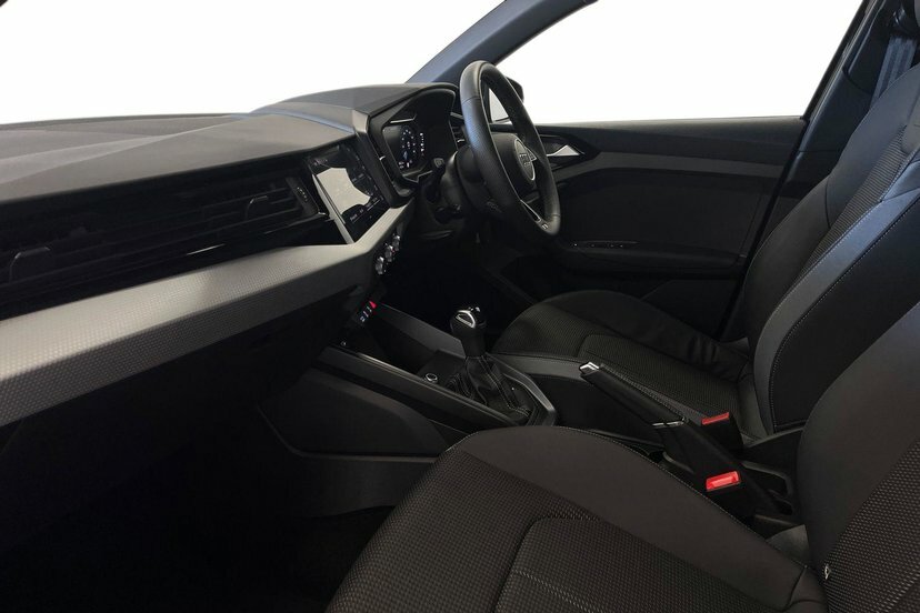 Audi A1 1.5 Tfsi 35 S Line Sportback S Tronic Black #2