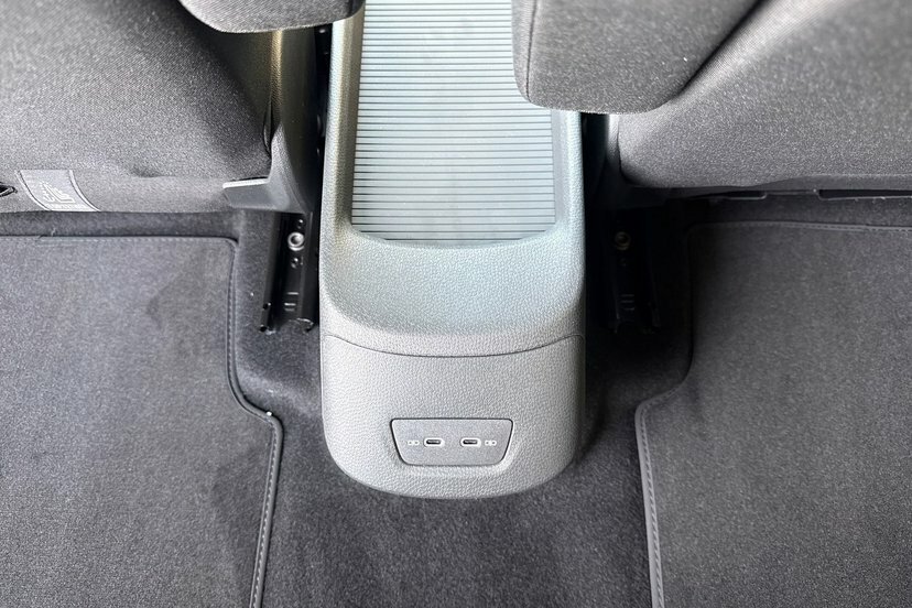 Volkswagen ID.3 Pro 59Kwh Match Hatchback #18