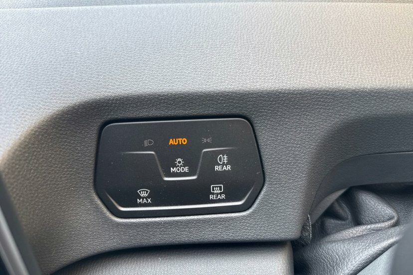 Volkswagen ID.3 Pro 59Kwh Match Hatchback #27