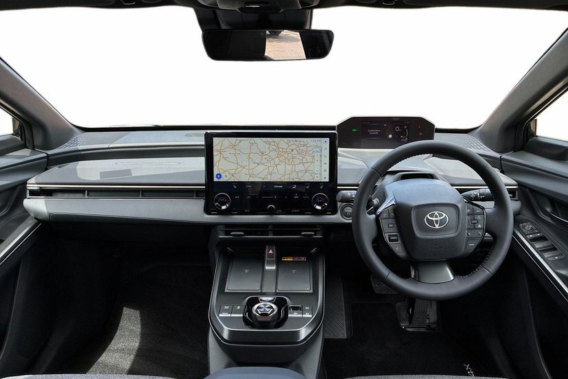 Toyota bZ4X 73.1Kwh Design Suv 224 Ps Black #5