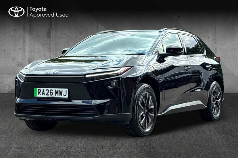 Toyota bZ4X 73.1Kwh Design Suv 224 Ps Black #3