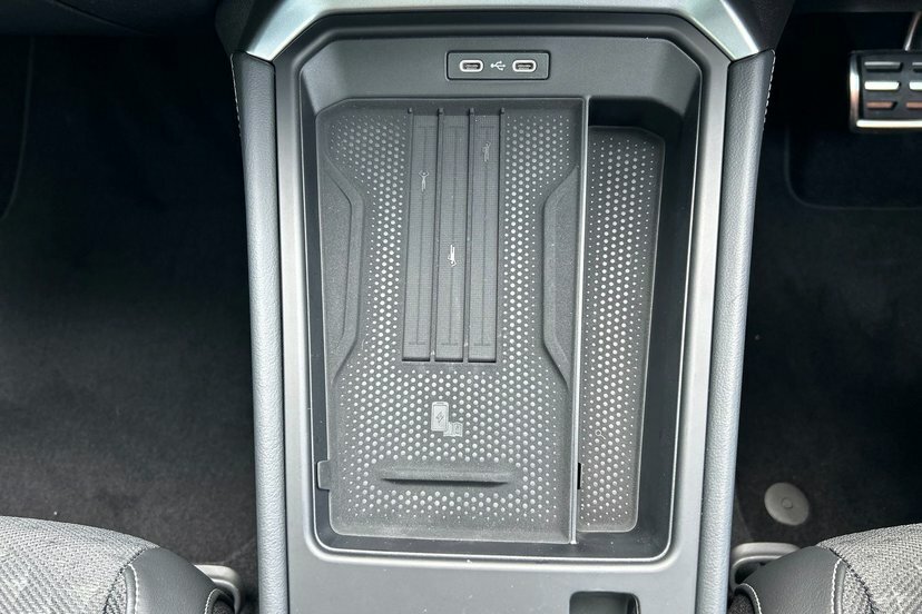 Volkswagen T-Roc R-line Black #25