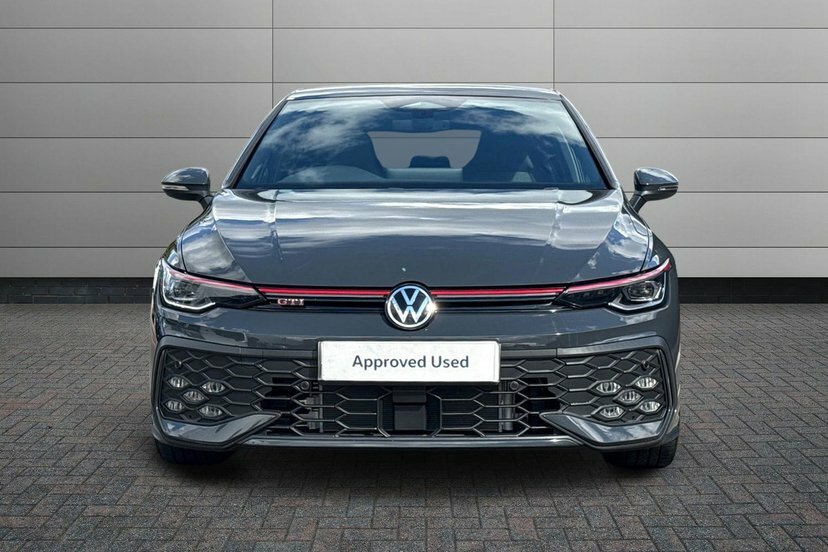 Volkswagen Golf 1.5 Tsi 150 Match YD26JJW White #7