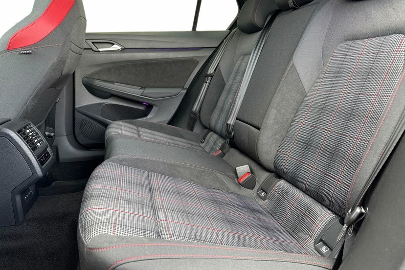 Volkswagen Golf 1.5 Tsi 150 Match YD26JJW White #8