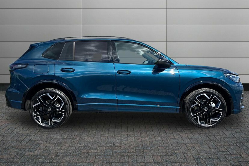 Volkswagen Tiguan 2.0 Tdi R-line Suv Dsg 150 Ps Blue #4