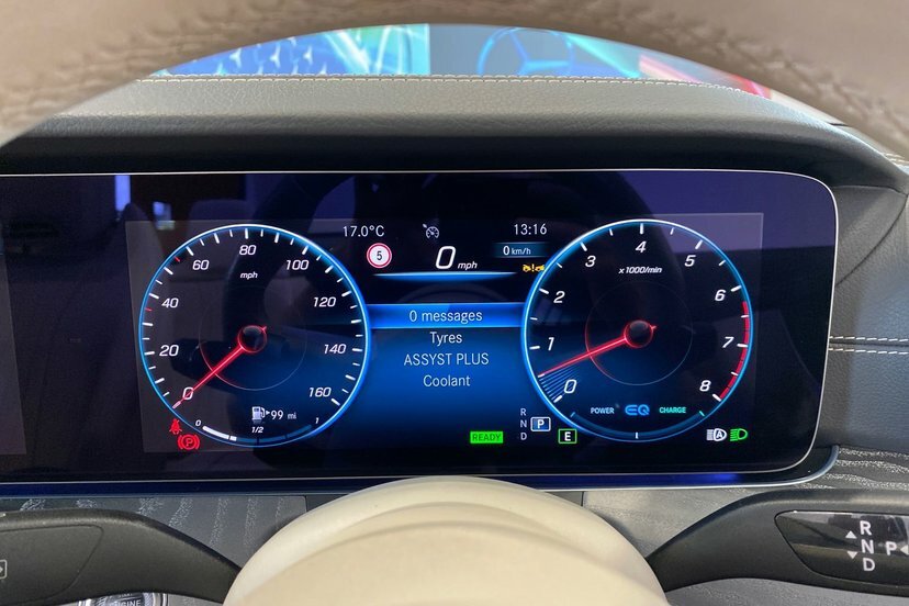 Mercedes-Benz E Class E220d 200 Amg Line Premium 9G-tronic Black #57